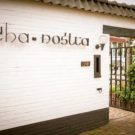 Vakantiewoning Cha Nostra בית נופש Moorveld